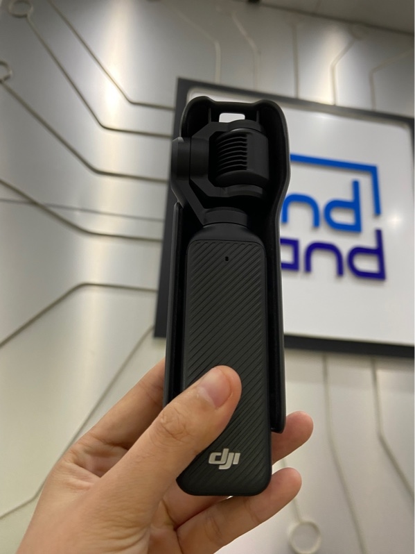 DJI Osmo Pocket 3 - Bản combo - Màu đen - Ngoại hình: 98% - Thiếu dây đeo, dây sạc - Kèm túi
