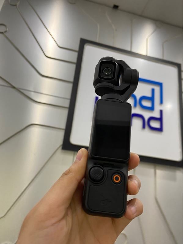 DJI Osmo Pocket 3 - Bản combo - Màu đen - Ngoại hình: 98% - Thiếu dây đeo, dây sạc - Kèm túi