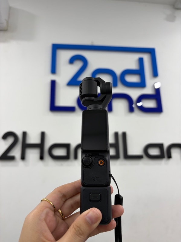 DJI Osmo Pocket 3 bản đơn - Màu đen - Ngoại hình 98% - Kính cam trầy nhẹ - Kèm 1 túi đựng , 1 cục nối , 1 ốp