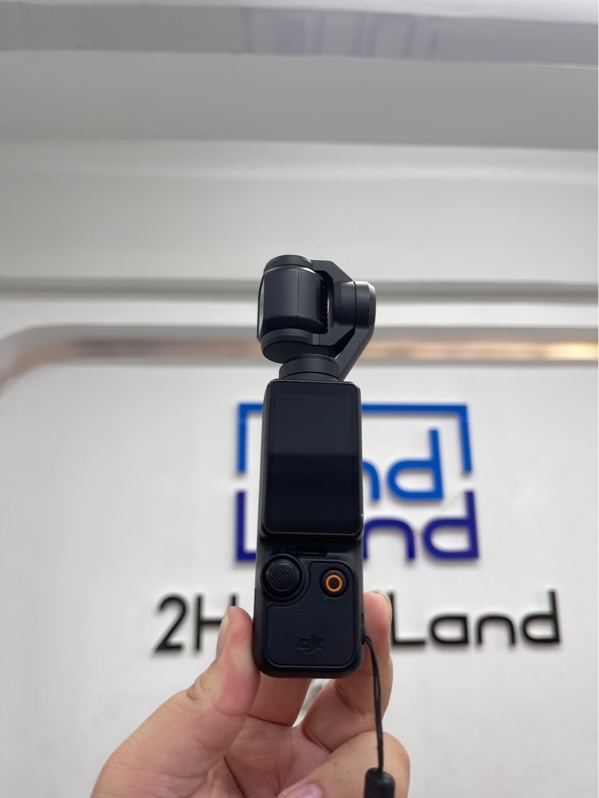 DJI Osmo Pocket 3 Creator Combo - Màu đen - Ngoại hình 98% - Kèm gần đủ phụ kiện (Thiếu case, thiếu bông lọc gió, thiếu dây sạc, thiếu box)