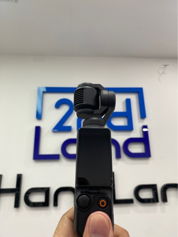 DJI Osmo Pocket 3 - Màu bạc - Ngoại hình: 97% - đủ phụ kiện thiếu nam châm - Kèm túi