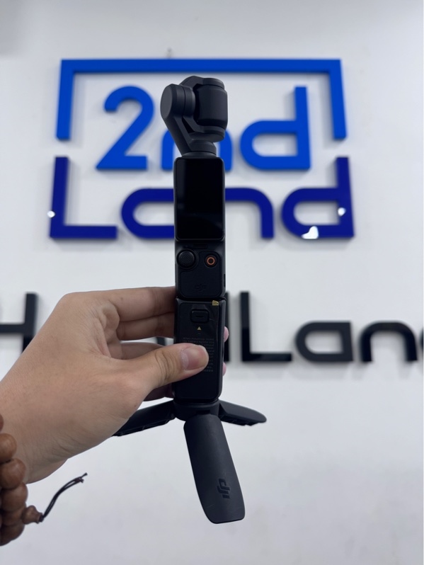 Dji pocket 3 bản combo - Màu đen - Ngoại hình 98% - Fullbox - Còn BH 09/2026