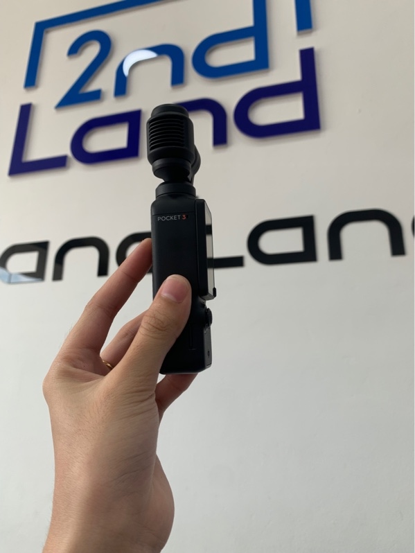 DJI Pocket 3 Combo - Màu đen - Ngoại hình: 98% - Kèm thẻ 128gb, túi thiếu mic + case