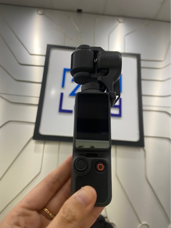 DJI Pocket 4 combo - Màu đen - Ngoại hình: 98% - FullBox - Còn bảo hành 4/2027