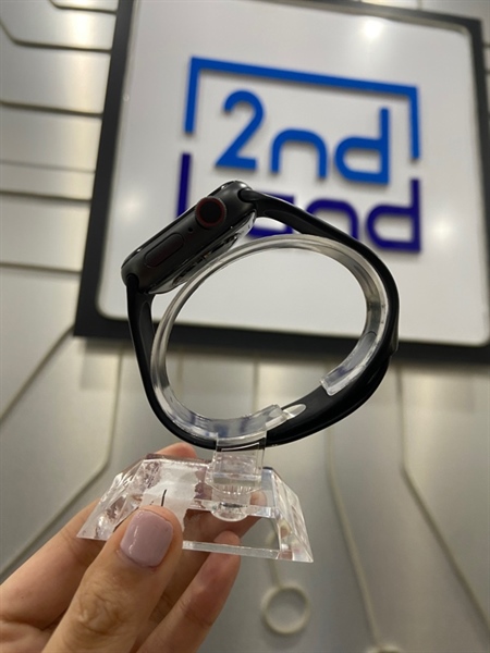 Đồng hồ Apple Wacth Series 5/40mm - LL/A - GPS - Pin 93% - Màu đen - Ngoại hình : 98% - Body 2