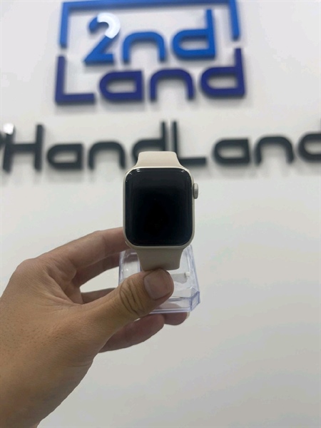 Đồng hồ Apple Watch Gen 2/40mm - SA/A - 32GB - GPS - Viền nhôm - Pin 100 % - Màu star light - Ngoại hình 98% - Kèm sạc