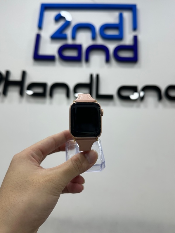 Đồng hồ Apple Watch SE 1/40mm - LL/A - Bản GPS - Pin 100% thay new - Viền nhôm - Màu hồng - Ngoại hình 98% - Kèm sạc