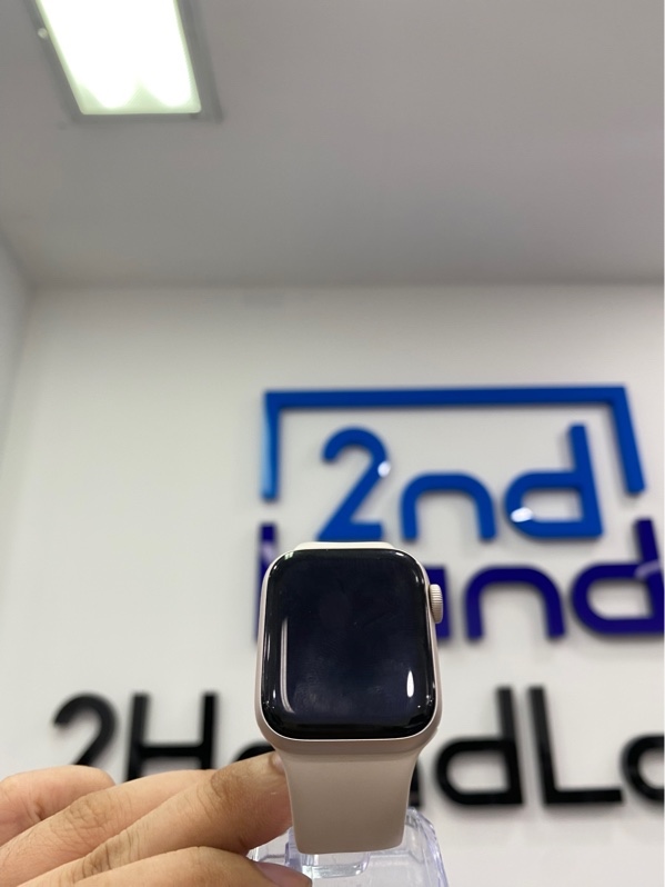 Đồng hồ Apple Watch Se 3 - 40mm - Pin: 100% - Màu trắng - Ngoại hình: 98% - Kèm sạc