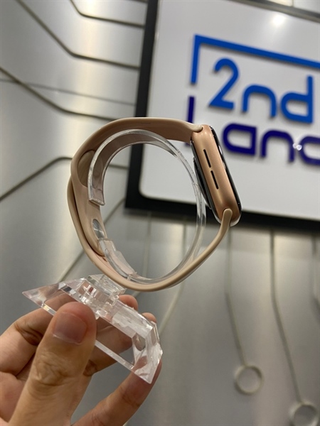 Đồng hồ Apple Watch SE Gen 1/40mm - A2351 - GPS - Pin 100% thay new - Màu hồng - Ngoại hình: 98% - Kèm sạc 1