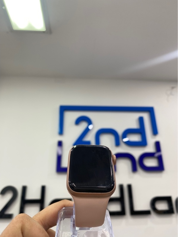 Đồng hồ Apple Watch SE Gen 1 - 40mm - LL/A - GPS - Pin 85% - Bản Nhôm - Màu hồng - Ngoại hình: 98% - Kèm sạc