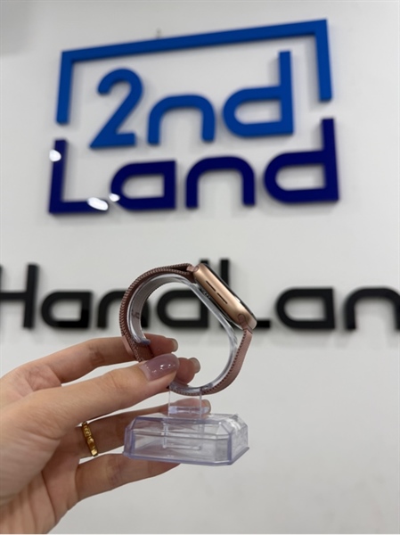 Đồng hồ Apple Watch SE Gen 1 - 40mm - VN/A - GPS - 32GB - Bản nhôm - Màu hồng - Pin 89% - Ngoại hình 98% - Viền trầy - Kèm sạc linh kiện 2