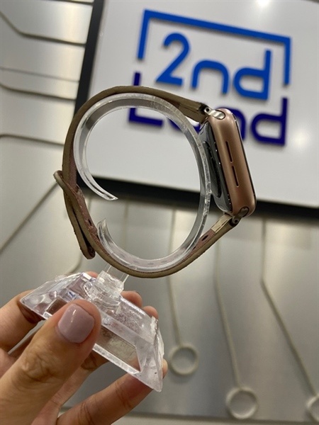 Đồng hồ Apple Watch SE Gen 1/40mm - VN/A - GPS - Pin 86% - Viền nhôm - Màu hồng - Ngoại hình: 98% - Kèm sạc 1