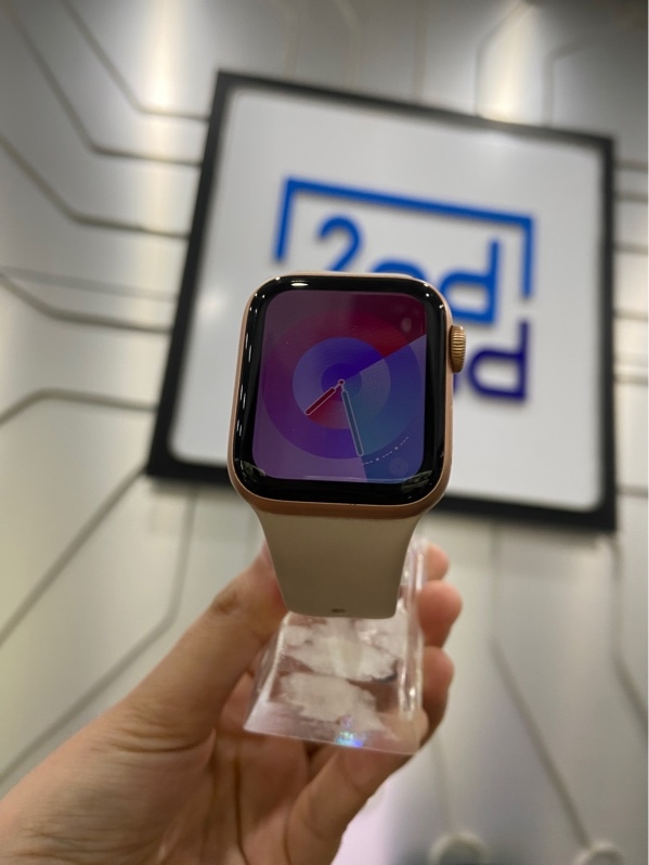 Đồng hồ Apple Watch SE Gen 1/40mm - VN/A - GPS - Pin 94% - Viền nhôm - Màu hồng - Ngoại hình: 97% - Kèm sạc