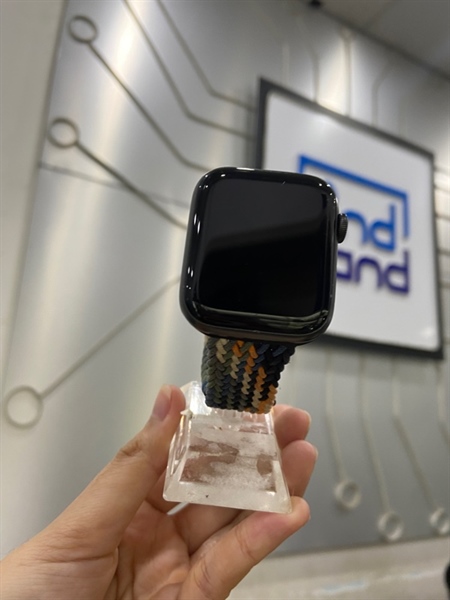 Đồng hồ Apple Watch SE Gen 1/44mm - JA/A - GPS - Pin 88% - Viền nhôm - Màu đen - Ngoại hình: 97% - Màn trầy - Body