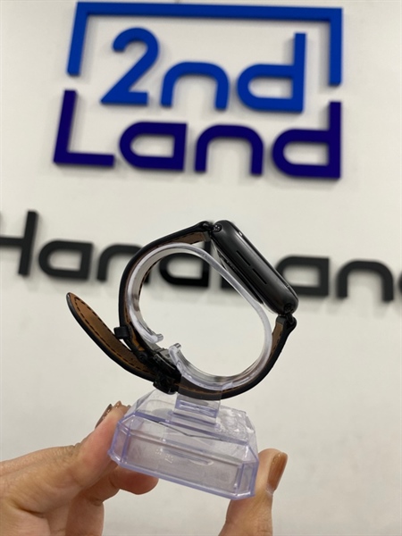 Đồng hồ Apple Watch SE Gen 1 - 44mm - LL/A - GPS - 32GB - Màu đen - Pin 93% - Ngoại hình 97% - Màn mẻ trong - Kèm sạc 2