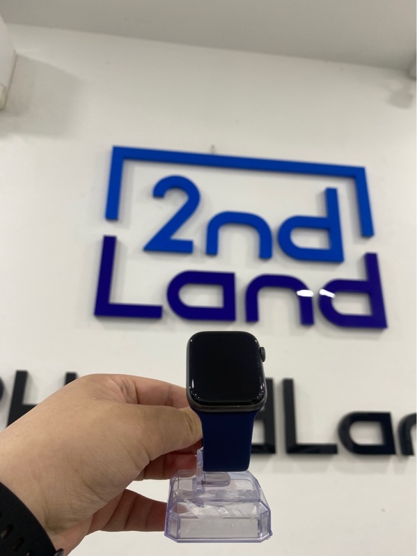 Đồng hồ Apple watch se gen 1 - 44mm - LL/A - GPS - Màu xám - Pin thay 100% - Ngoại hình 96% - trầy xước nhiều , màn cháy hồng , màn 1 đốm mực - Kèm sạc