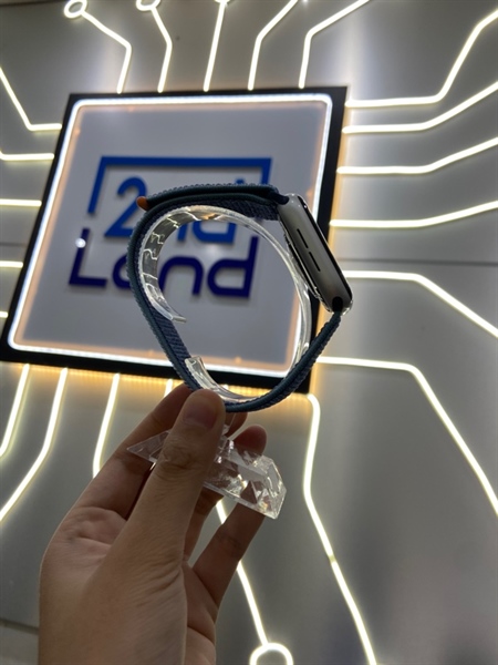 Đồng hồ Apple Watch Se Gen 1/44mm - LTE( Có hỗ trợ Esim) - Bản nhôm - Màu bạc - Pin 100% thay new - Ngoại hình: 97% - Màn xước, ép kính - FullBox 1