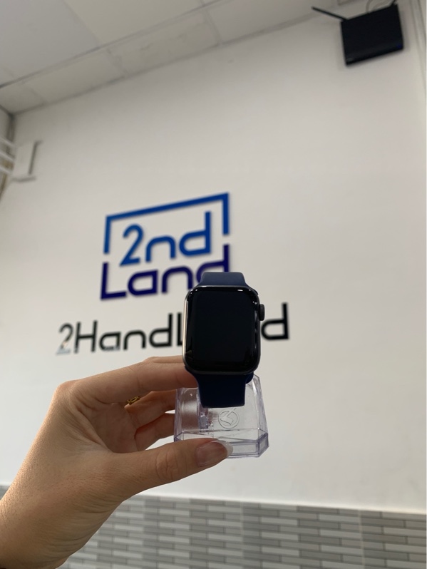 Đồng hồ Apple Watch SE Gen 1 - LL/A - GPS - Viền nhôm - Màu đen - Pin 100% đã thay - Ngoại hình: 98% - Kèm sạc