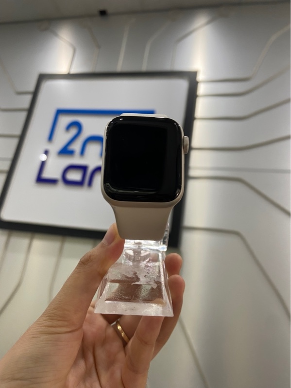 Đồng hồ Apple Watch Se Gen 2/40mm - GPS - LL/A - Pin 97% - Viền nhôm - Màu trắng - Ngoại hình: 98% - Kèm sạc