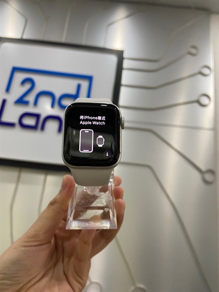 Đồng hồ Apple Watch SE Gen 2/40mm - GPS - VN/A - Bản nhôm - Pin 100% thay new - Màu bạc - Ngoại hình: 97% - Kèm sạc