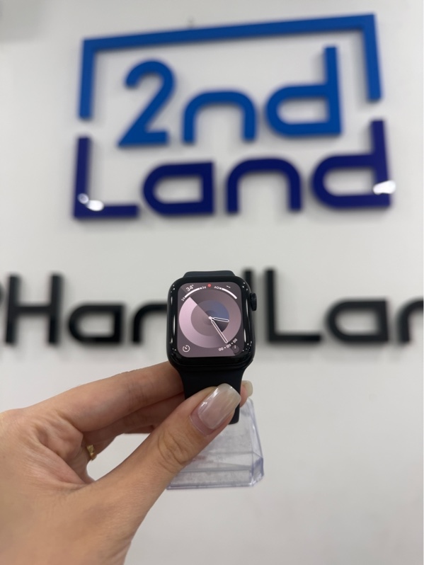Đồng hồ Apple watch se gen 2 - 40mm - LL/A - GPS - 32GB - Màu midnight - Pin 100% - Ngoại hình 98% - Kèm sạc linh kiện