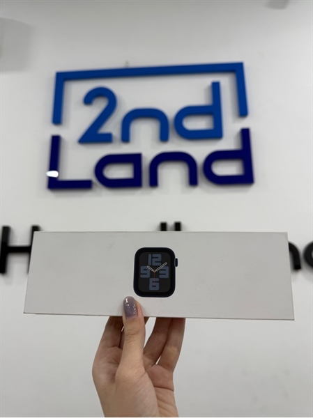 Đồng hồ Apple Watch SE Gen 2 - 40mm - SA/A - GPS - 32GB - Màu midnight - Pin 100% - Ngoại hình 98% - Kèm Box , sạc