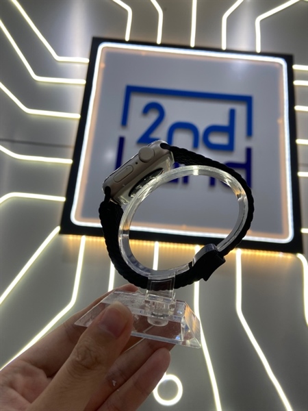 Đồng hồ Apple Watch SE Gen 2/40mm - SA/A - GPS - 32GB - Pin 94% - Màu kem - Ngoại hình: 98% - Body 2