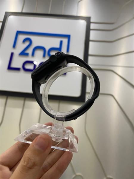 Đồng hồ Apple Watch Se Gen 2/40mm - SA/A - GPS - 32GB - Pin 99% - Màu đen - Ngoại hình: 97% - Mặt kính trầy nhiều - Kèm sạc - Còn bảo hành đến 14/3/2026 2
