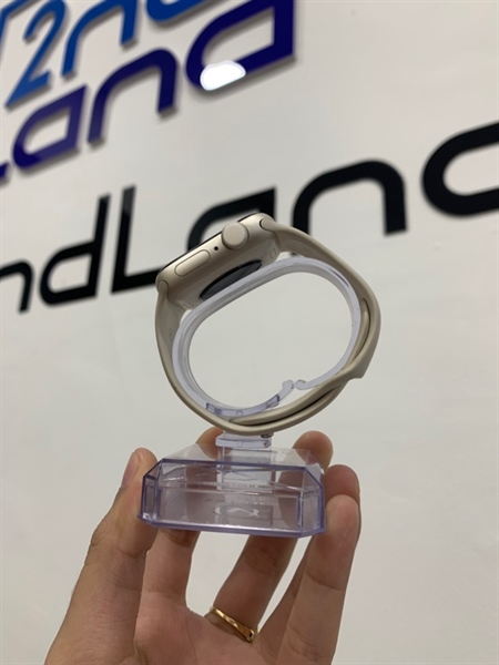 Đồng hồ Apple Watch SE Gen 2 - 40mm - SA/A - GPS - Bản nhôm - Màu vàng ánh sao - Pin 100% - Ngoại hình: 98% - Body, kèm sạc 2