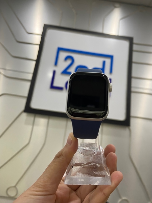 Đồng hồ Apple watch SE Gen 2/40mm - SA/A - GPS - Pin 97% - Viền nhôm - Màu bạc - Ngoại hình: 98% - Kèm Box + sạc