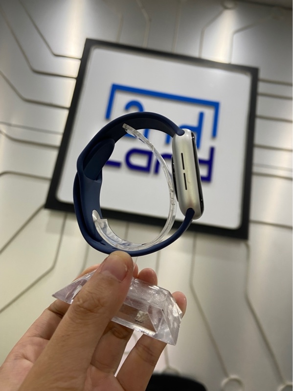 Đồng hồ Apple watch SE Gen 2/40mm - SA/A - GPS - Pin 97% - Viền nhôm - Màu bạc - Ngoại hình: 98% - Kèm Box + sạc