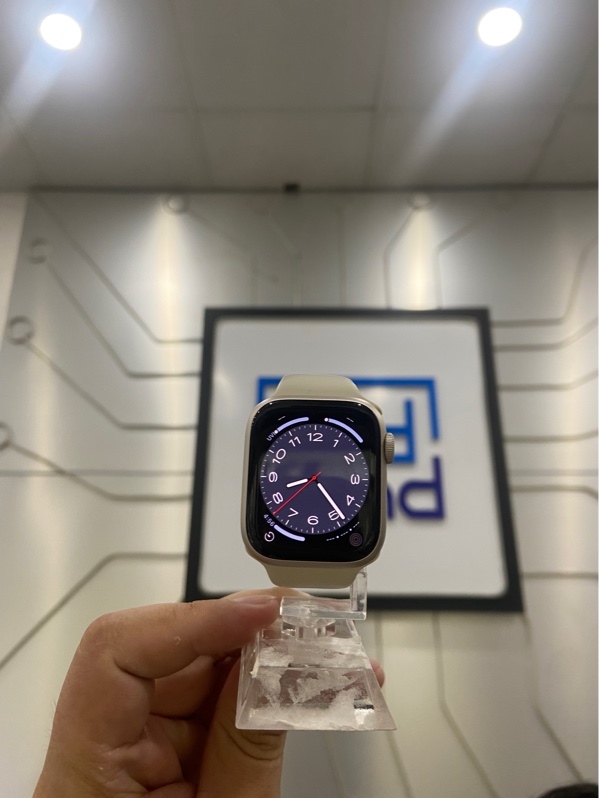 Đồng hồ Apple watch SE Gen 2/40mm - SA/A - GPS - Pin 98% - Màu trắng - Ngoại hình: 97% - Trầy xước nhẹ - Kèm Box + sạc