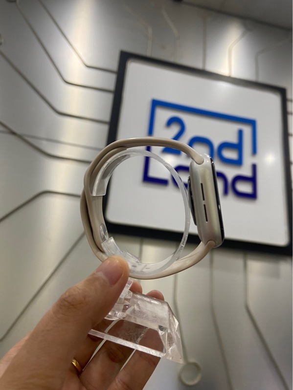 Đồng hồ Apple Watch SE Gen 2/ 40mm - VN/A - GPS - Pin 100% thay new - Bản Nhôm - Màu Bạc - Ngoại hình: 98% - Kèm sạc