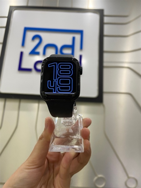 Đồng hồ Apple Watch SE Gen 2/40mm - VN/A - GPS - Pin 95% - Viền nhôm - Màu midnight blue - Ngoại hình: 97% - Trầy sườn - Kèm sạc