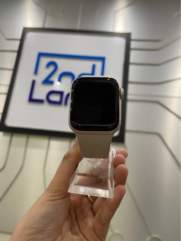 Đồng hồ Apple Watch SE Gen 2/40mm - VN/A - GPS - Pin 96% - Viền nhôm - Màu trắng - Ngoại hình: 97.5% - Kèm sạc