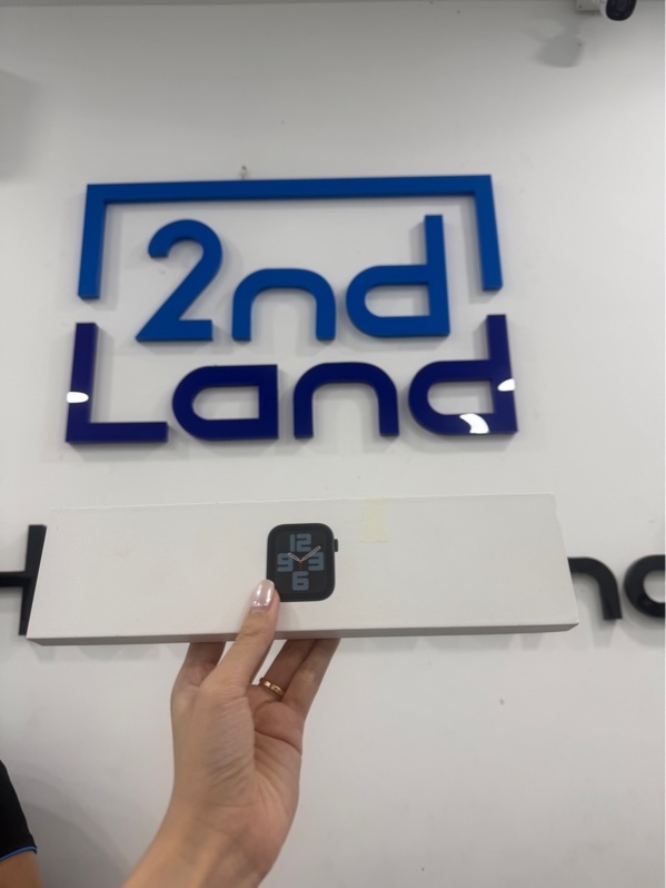 Đồng hồ Apple watch se gen 2 - 44mm - LL/A - GPS - Màu midnight - Pin 100% - Ngoại hình 98% - FullBox