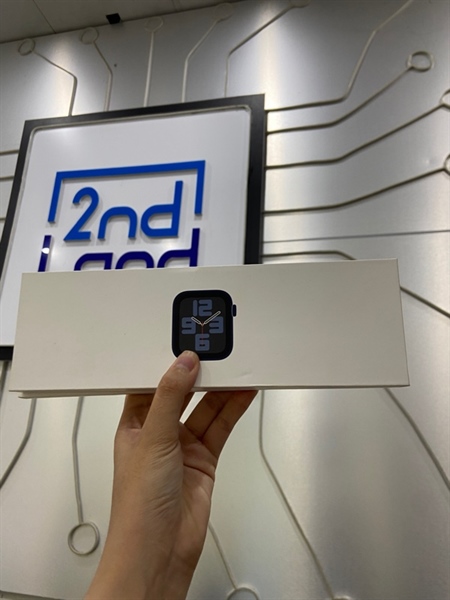 Đồng hồ Apple Watch Se Gen 2/44mm - SA/A - GPS - Pin 100% - Viền nhôm - Màu midnight - Màn trầy - FullBox