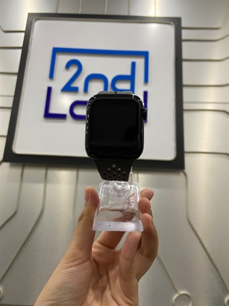 Đồng hồ Apple Watch SE Gen 2/44mm - VN/A - GPS - Pin 93% - Màu đen - Ngoại hình: 98% - Kèm sạc