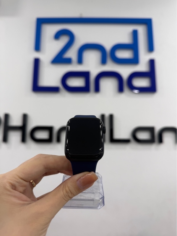 Đồng hồ Apple Watch SE Gen 2 - 44mm - VN/A - LTE có esim VN - Màu midnight - Pin thay 100% - Ngoại hình 98% - Màn ép kính , xước lông mèo - Kèm Box , sạc