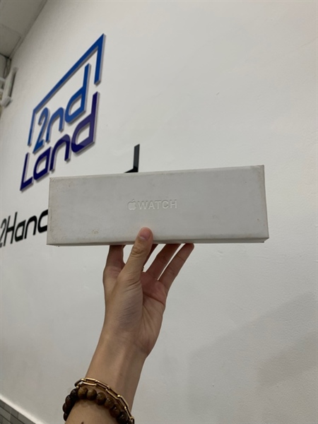 Đồng hồ Apple Watch Series 10 - 42mm - SA/A - Bản nhôm - Pin 100% - Ngoại hình: 97.5% - Tróc sơn mặt lưng - Fullbox 3