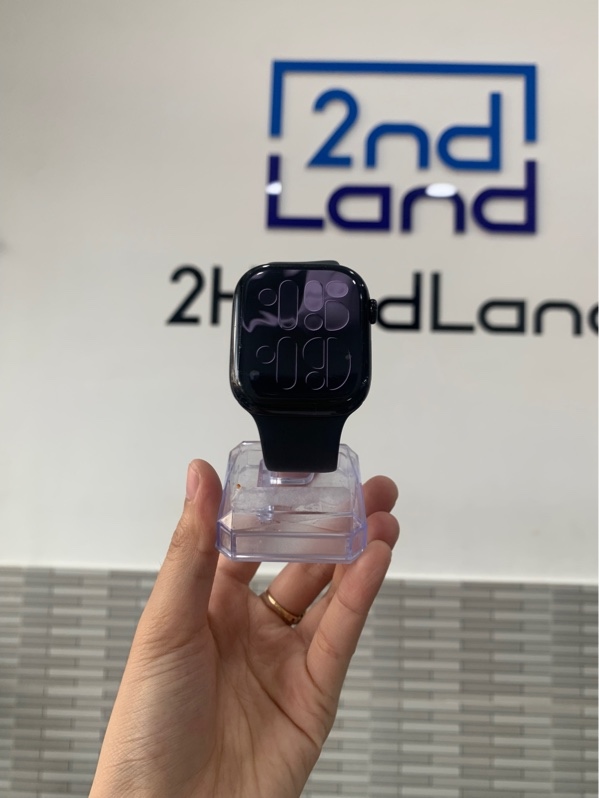 Đồng hồ Apple Watch Series 10 - 46mm - SA/A - GPS - Màu đen - Pin 100% - Ngoại hình: 98% - Tróc sơn - Kèm sạc