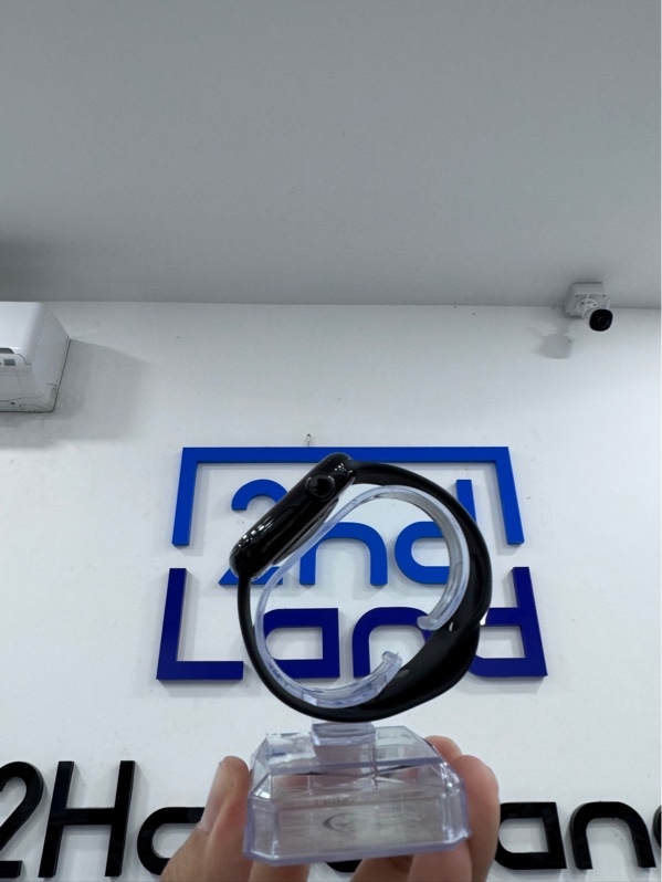 Đồng hồ Apple watch series 11 - 42mm - SA/A - 64G - GPS - Màu đen - Pin 100% - Ngoại hình 98% - Xước nhẹ - Kèm box, sạc