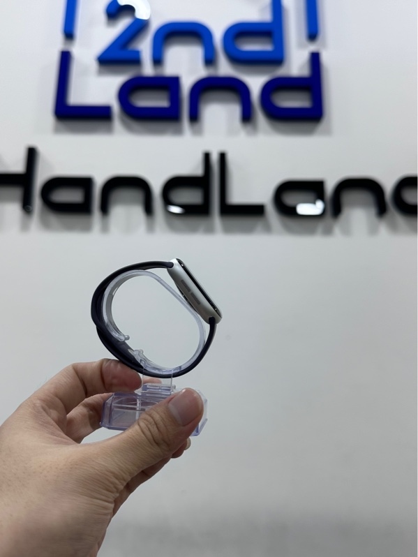 Đồng hồ Apple Watch Series 11/42mm - SA/A - Bản GPS - Pin 100% - Viền nhôm - Màu bạc - Ngoại hình 97.5% - Fullbox