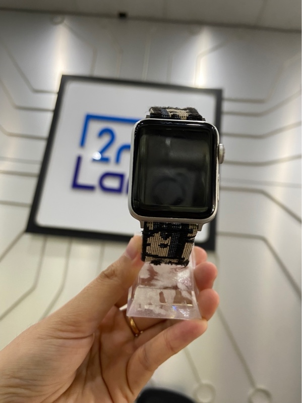 Đồng hồ Apple Watch Series 3/38mm - GPS - Bản nhôm - Màu bạc - Pin 100% - Ngoại hình: 97% - Kèm sạc
