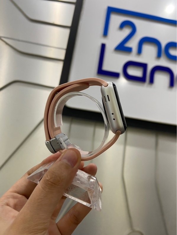 Đồng hồ Apple Watch Series 3/38mm - GPS - Pin 86% - Viền nhôm - Màu bạc - Ngoại hình: 97% - Body