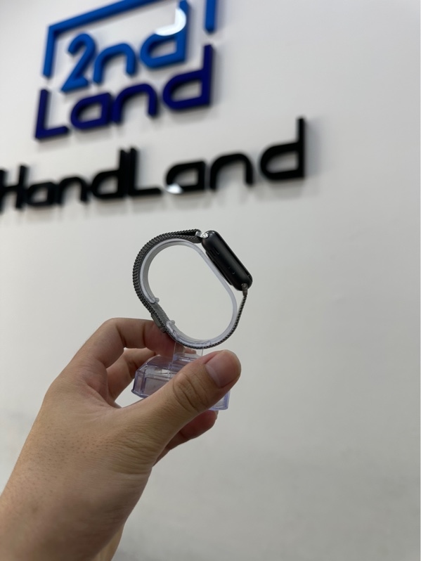 Đồng hồ Apple Watch Series 3/38mm - LL/A - Bản GPS - Pin 98% - Viền nhôm - Màu đen - Ngoại hình 98% - Body