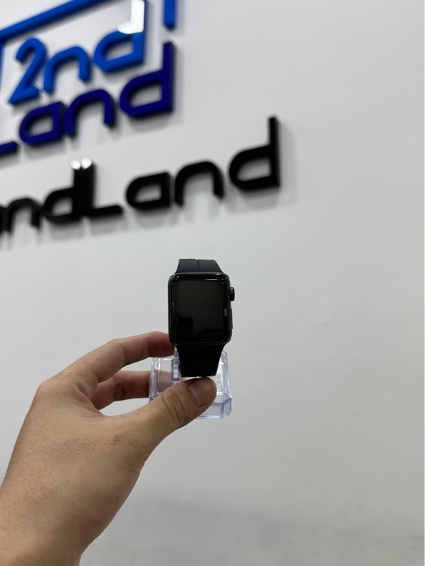 Đồng hồ Apple Watch Series 3/38mm - LL/A - Bản GPS - watchOS 8.8.2 - Pin 100% - Màu đen - Ngoại hình 97% - Màn mẻ kính viền không ảnh hưởng - Kèm sạc