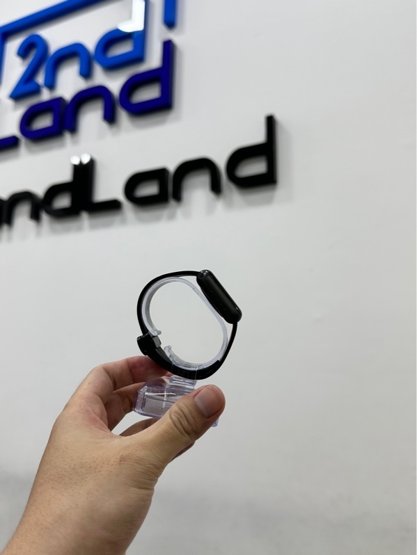Đồng hồ Apple Watch Series 3/38mm - LL/A - Bản GPS - watchOS 8.8.2 - Pin 100% - Màu đen - Ngoại hình 97% - Màn mẻ kính viền không ảnh hưởng - Kèm sạc