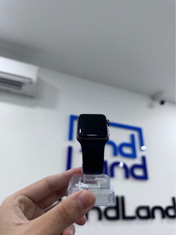 Đồng hồ Apple watch series 3 - 38mm - LL/A - GPS - 8gb - Bản nhôm - Màu xám - Pin 88% - Ngoại hình 97% - Kính trầy, màn xanh viền, 1 chấm pixel - Kèm sạc