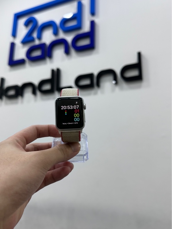 Đồng hồ Apple Watch Series 3/38mm - LL/A - GPS - Pin 100% thay new - Màu bạc - Ngoại hình: 98% - Kèm sạc